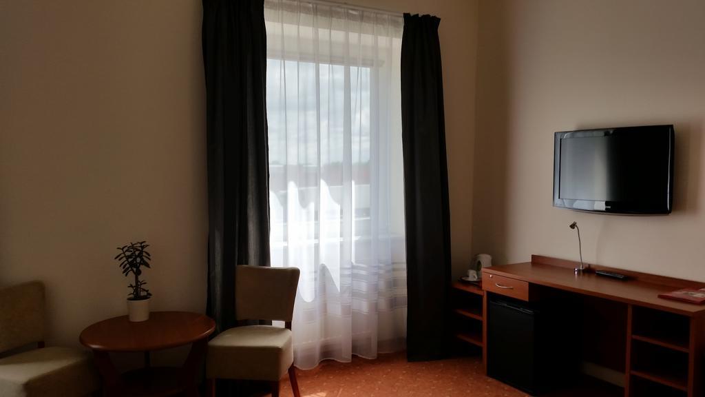 Hotel Gorski Прущ-Гданьски Экстерьер фото